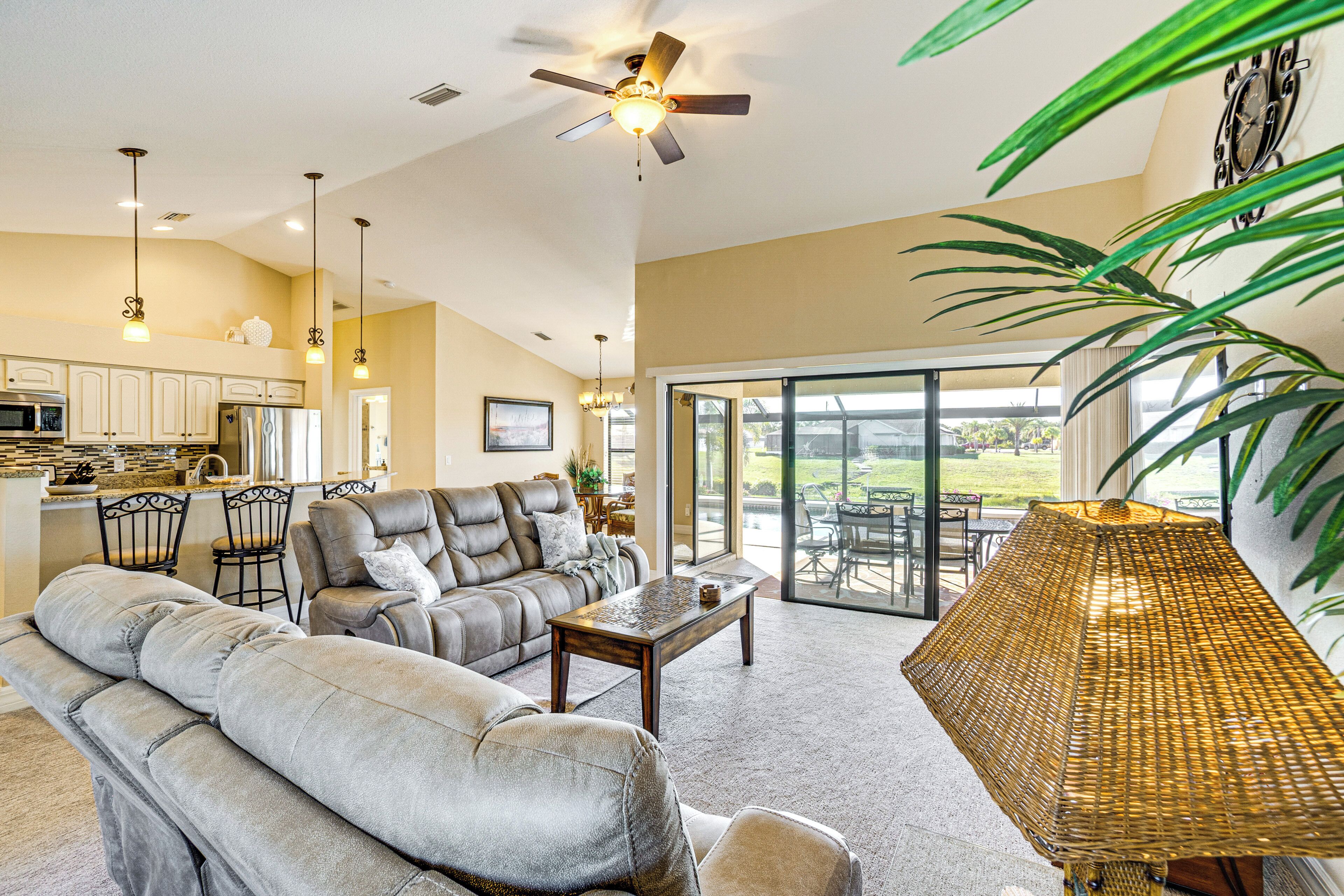 House (3 Bedrooms) | Interior