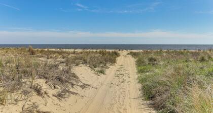 Broadkill Beach Gem w/ Beach Access, Dogs Welcome