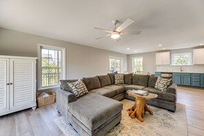 Rumah (3 Bedrooms) | Bagian depan properti