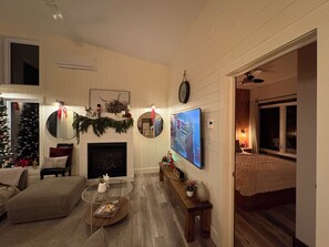 4 soverom, strykejern/-brett, reiseseng for barn og wi-fi (inkludert)