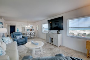 Condo, 2 Bedrooms | Living area | Smart TV - 560 El Matador 2 Bedroom Condo (Fort Walton Beach)