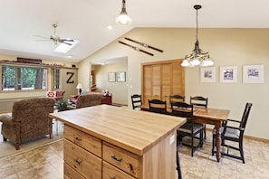 House, 2 Bedrooms | Interior