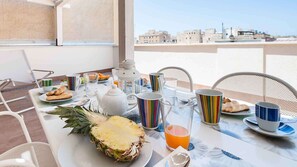 In-room safe, free WiFi