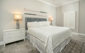 2 bedrooms, iron/ironing board, free WiFi, bed sheets - **TOP RATED** Lazy River/Beautiful Sunset Views (Orange Beach)