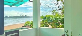 Jess Beach Villa