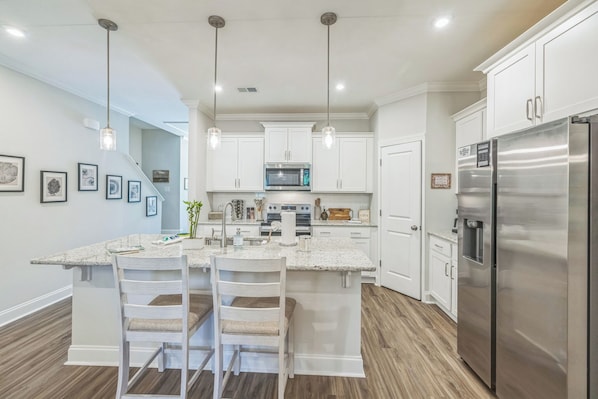 Microwave, oven, stovetop, dishwasher