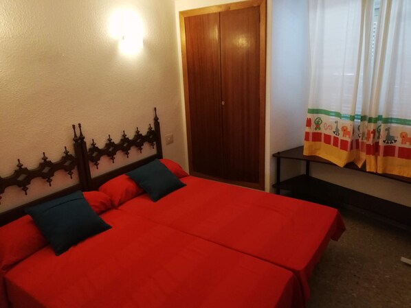 1 bedroom, iron/ironing board, bed sheets
