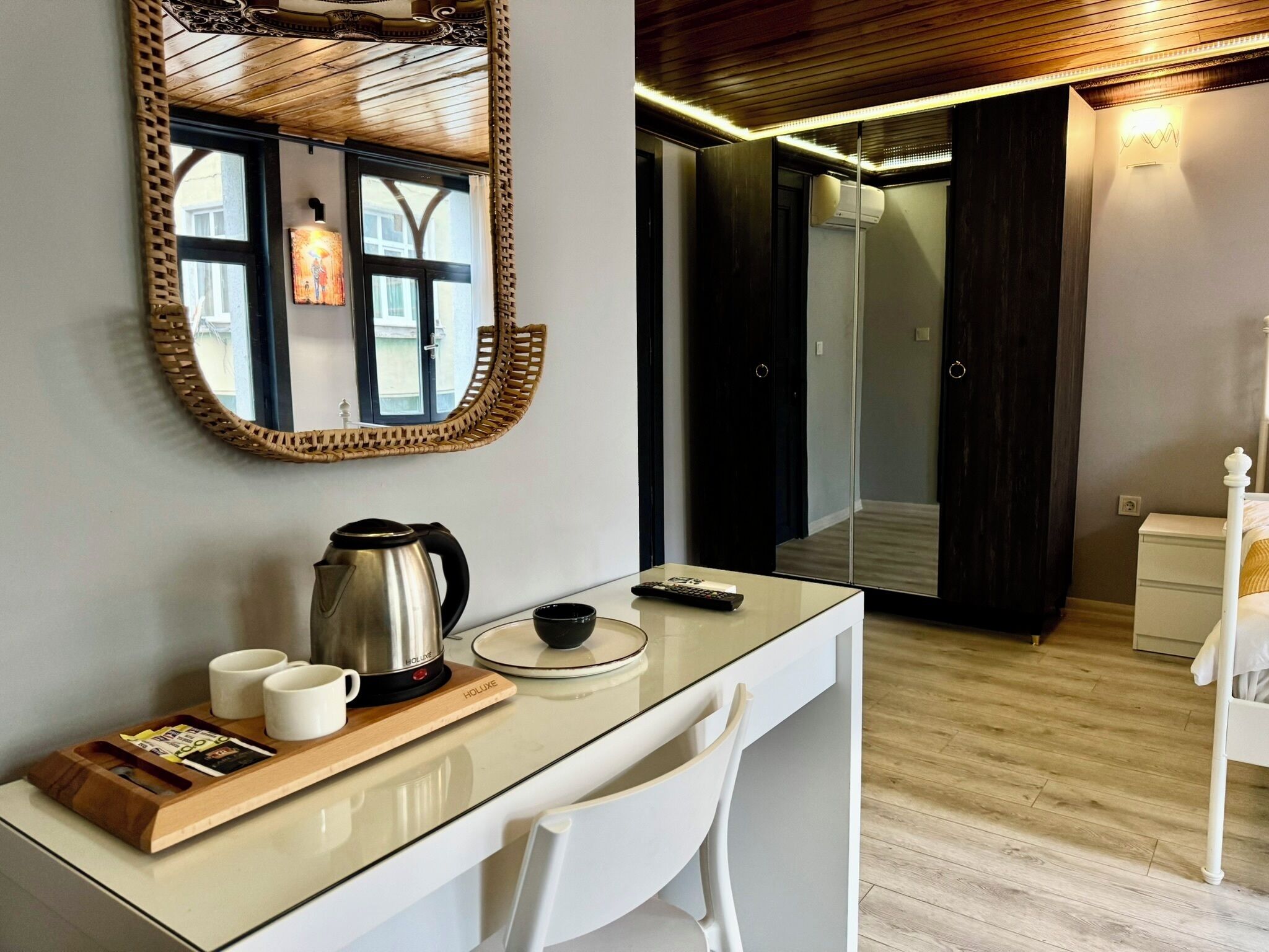 Chambre Triple Supérieure | Restauration dans la chambre