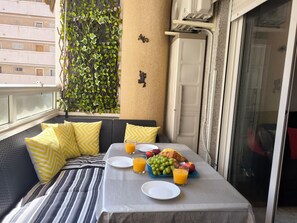 Apartment, 2 Bedrooms, Smoking, Balcony | Balkoni