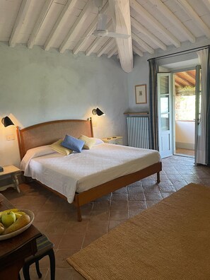 Comfort Double Room, Hill View | Free WiFi - La Locanda Volpaia (Radda in Chianti)