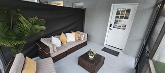 Chic 1-bedroom apartment with WiFi, AC in phenomenal Riverview