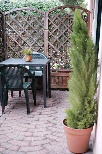 Within walking distance from the center, vacation home with terrace.Family vacation home