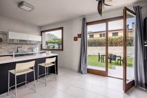 Ofen, Herdplatte, Kochgeschirr/Geschirr/Besteck, Hummer-/Krabbenkochtopf