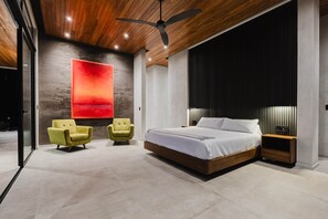 4 chambres, coffres-forts dans les chambres, Wi-Fi, draps fournis