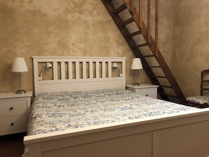 4 habitaciones, wifi y ropa de cama