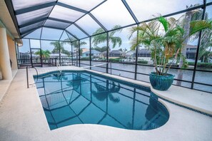 Beheizter Pool