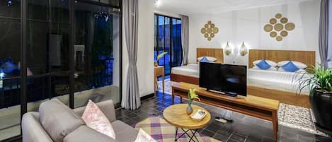 Room, 1 Bedroom, Smoking, Balcony | Living room