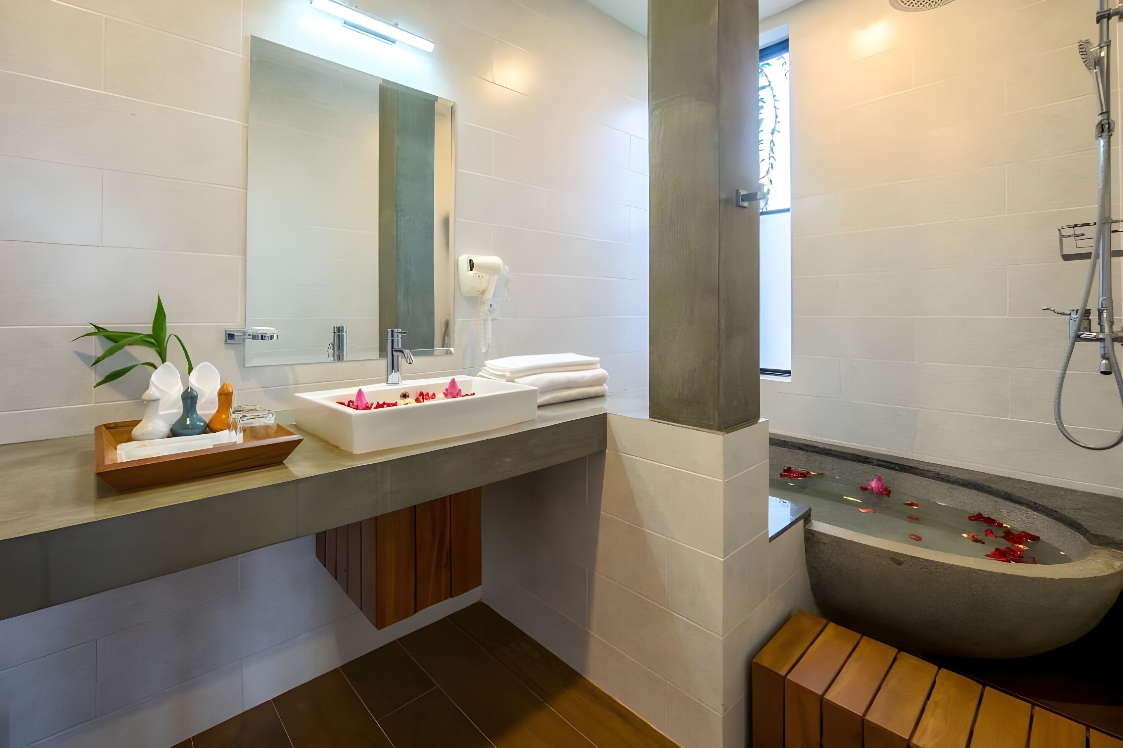 Chambre, 1 chambre, fumeurs, balcon | Salle de bain