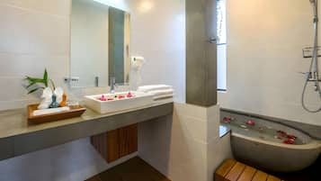 Kamar, 1 kamar tidur, Boleh Merokok, balkon | Kamar mandi