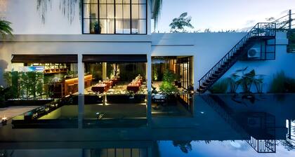 Room-vihara The City of Temples