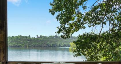 Lake front, spacious & cozy home with entertainment room.