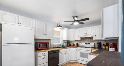 Lake front, spacious & cozy home with entertainment room.