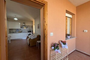 Apartment, 2 Schlafzimmer, Balkon, Stadtblick | Innenbereich