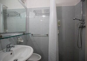 Economy Double or Twin Room, Balcony | Bathroom | Shower, hair dryer, towels, soap - Hotel Cimarosa (Riccione)