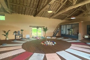 Children's area - Exceptional eco-domain (spa&pool) (Le retail)