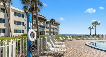 ✨Ocean View, Perfect for Couples Retreat-Chateau by the Sea 34B✨