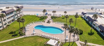 ✨Ocean View, Perfect for Couples Retreat-Chateau by the Sea 34B✨