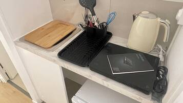 Deluxe Studio | Private kitchen