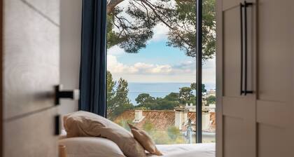 Luxurious 5-bedroom villa with WiFi, AC in Cassis, 8 minute walk from beaches