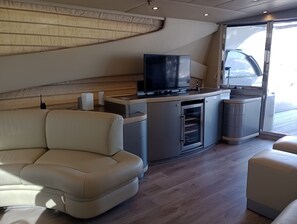 Smart TV, DVD player, stereo