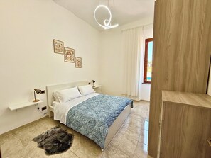 2 sovrum, strykjärn/strykbräda, resesäng och gratis wi-fi