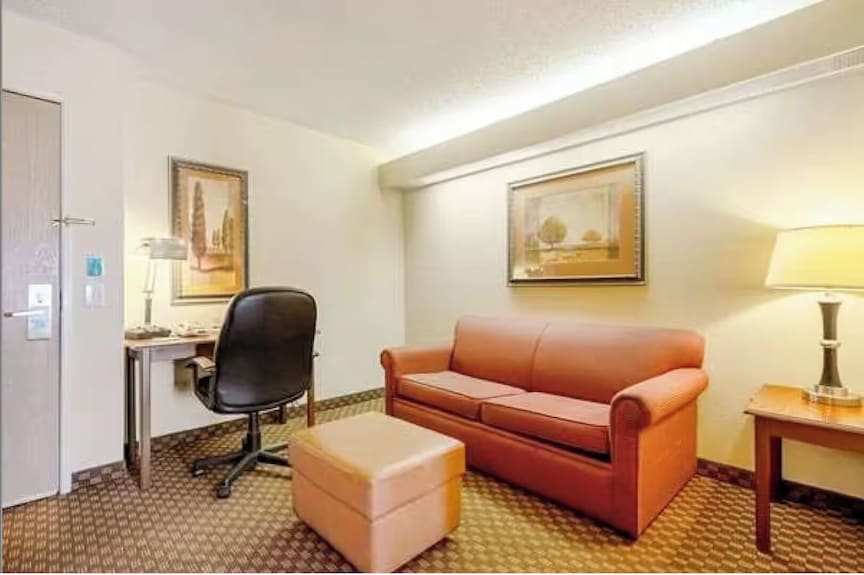 Move-in Ready Rentals Furnished Rooms All Utilities Included - San Antonio, TX