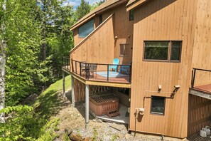 Exterior - Spacious 3-Bed Mt. Chalet with Attitash Views & Private Hot Tub (Bartlett)