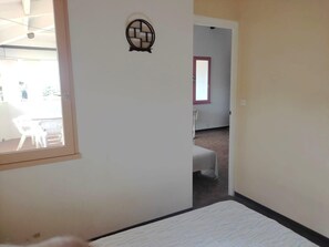 3 soverom og sengetøy