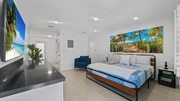 1 bedroom, iron/ironing board, WiFi (free), bed sheets