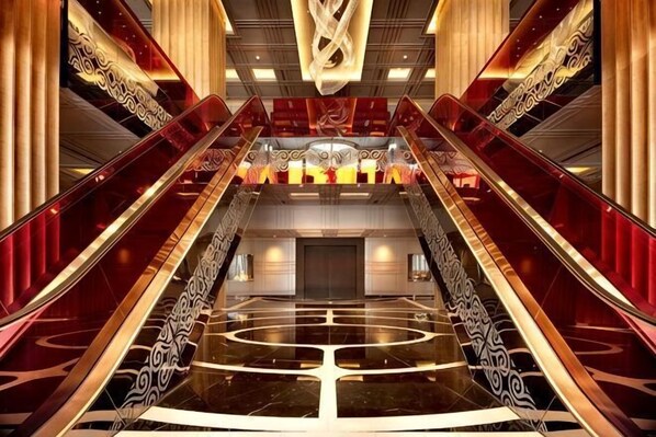 Interior - The Marmara Taksim (Istanbul)