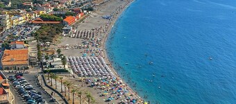 Saturn vacation home. It is located within walking distance of the sea, 150 meters from the center
