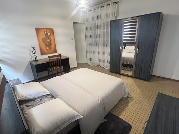 1 bedroom, WiFi, bed sheets