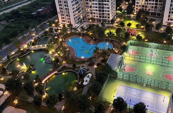 Honeymoon Room, 1 Bedroom, Balcony, Pool View | Hypo-allergenic bedding, down duvets, memory-foam beds