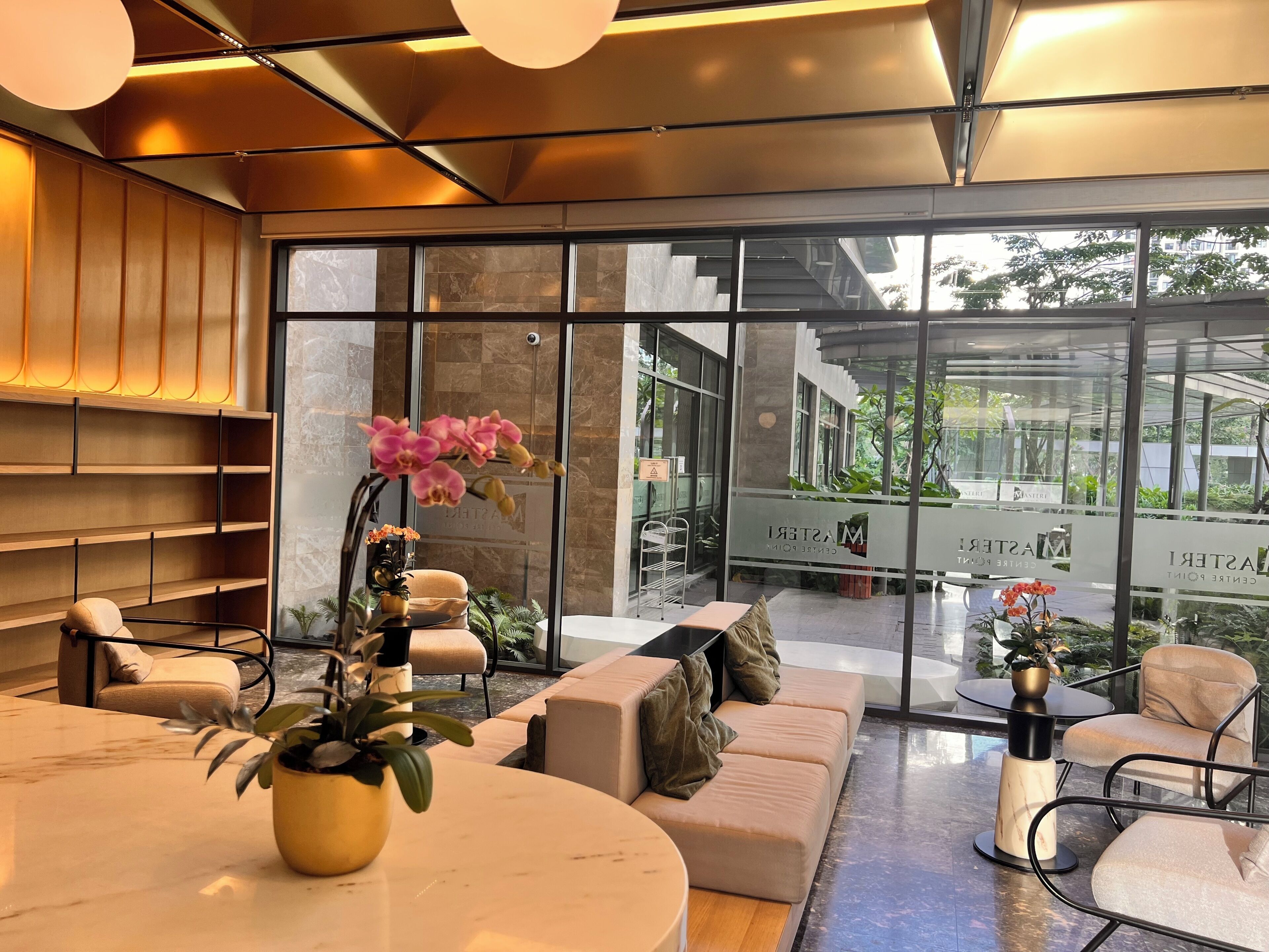 Departamento de lujo, 2 habitaciones, balcón, vista al río | Ropa de cama hipoalergénica, edredón y camas con efecto memoria 