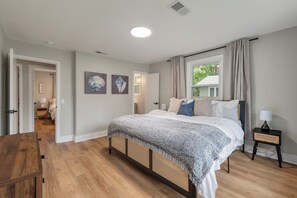 4 bedrooms, WiFi, bed sheets