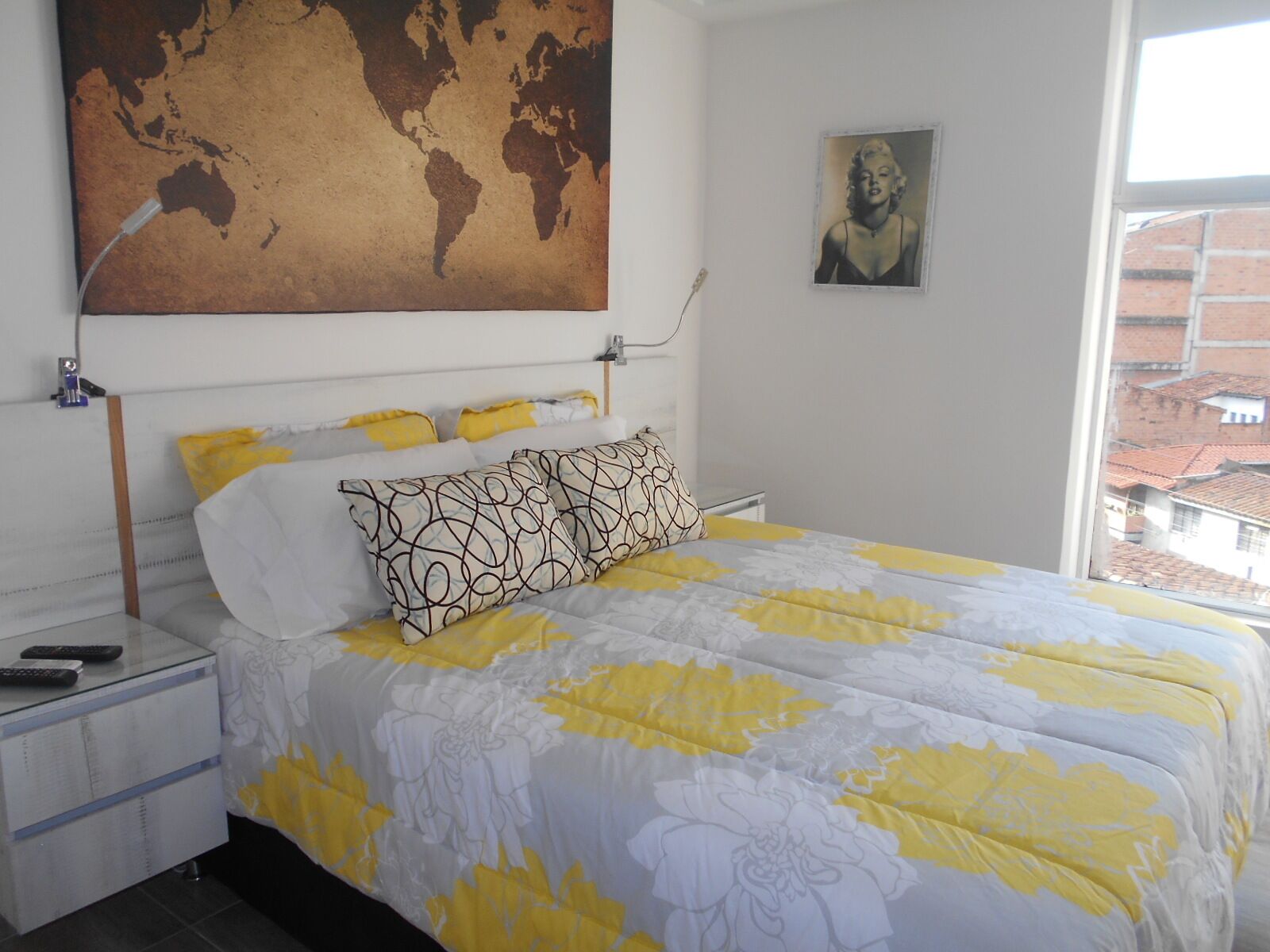 In-room safe, desk, iron/ironing board, free WiFi