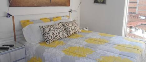 In-room safe, desk, iron/ironing board, free WiFi