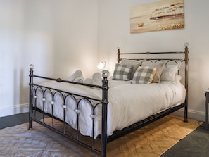 3 habitaciones, wifi gratis y ropa de cama 