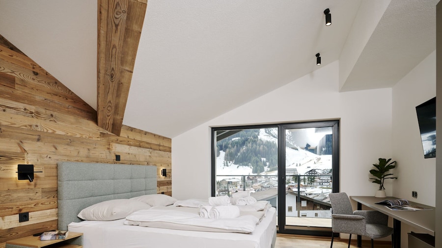 Premium Apartment With hot tub and Sauna