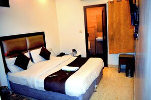Kamar Klasik, pemandangan kota | Meja kerja, ruang kerja ramah laptop, dan Wi-Fi gratis